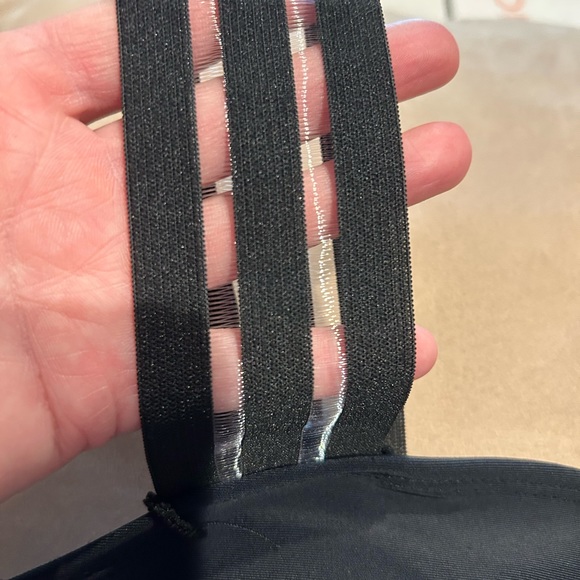 Swimsuit - Picture 4 of 4